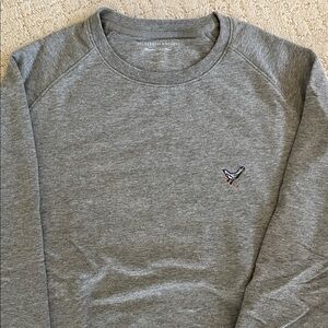 Holderness & Bourne Kennedy Gray Long Sleeve Sweatshirt for High Grove Golf Club
